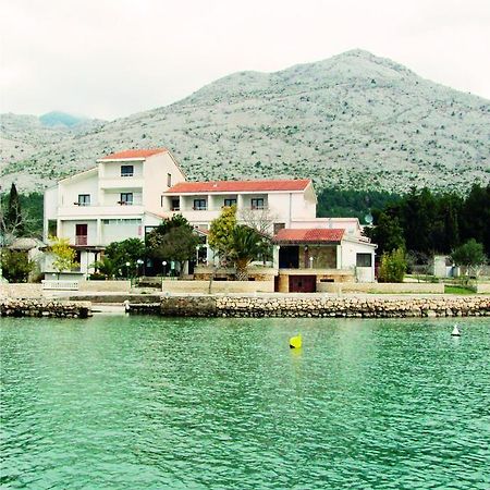 Bed And Breakfast Miramar Starigrad Paklenica Exteriör bild