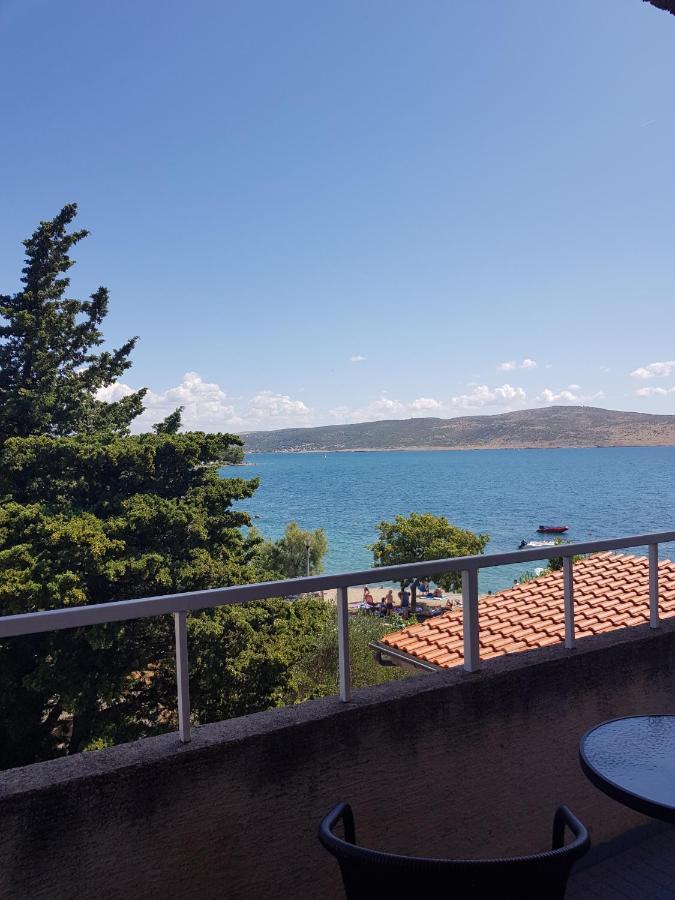 Bed And Breakfast Miramar Starigrad Paklenica Exteriör bild