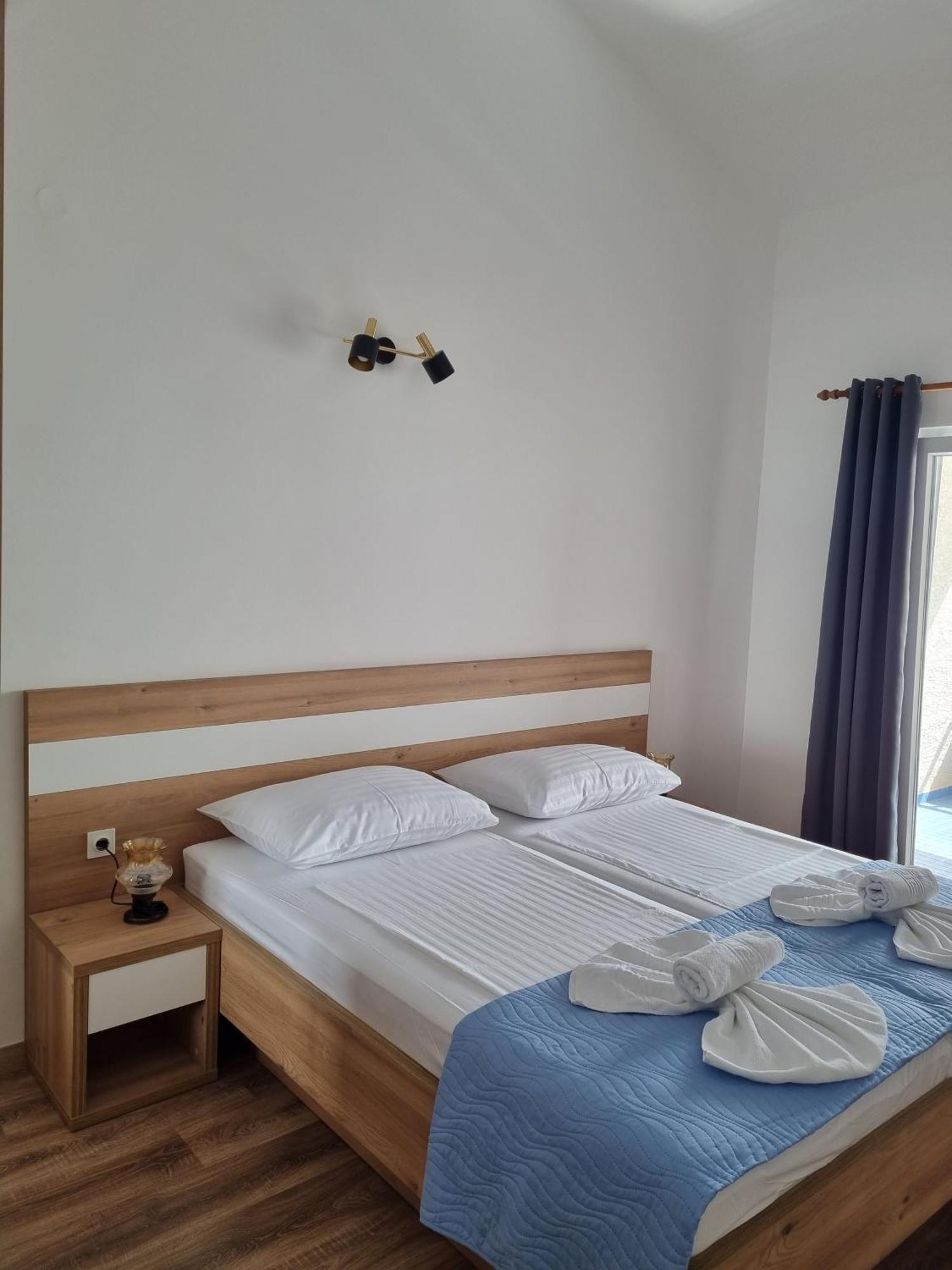 Bed And Breakfast Miramar Starigrad Paklenica Exteriör bild