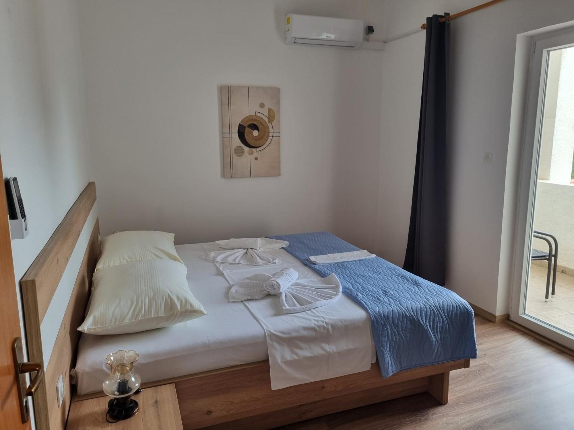 Bed And Breakfast Miramar Starigrad Paklenica Exteriör bild