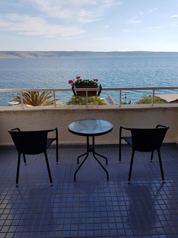 Bed And Breakfast Miramar Starigrad Paklenica Exteriör bild