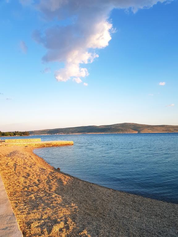 Bed And Breakfast Miramar Starigrad Paklenica Exteriör bild